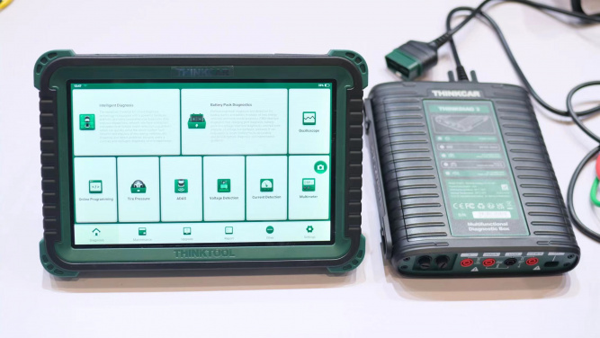 Диагностический сканер THINKTOOL CE EVD для электрических автомобилей
