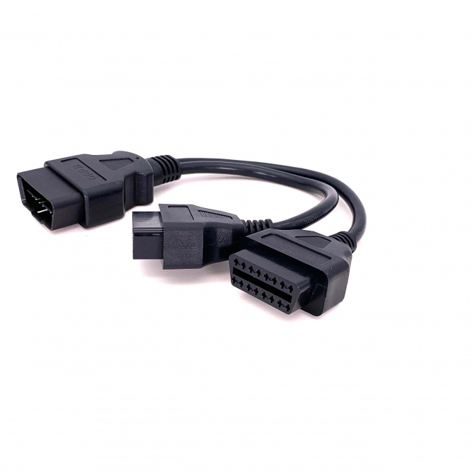 Разветвитель гнезда OBD2 на два устройства